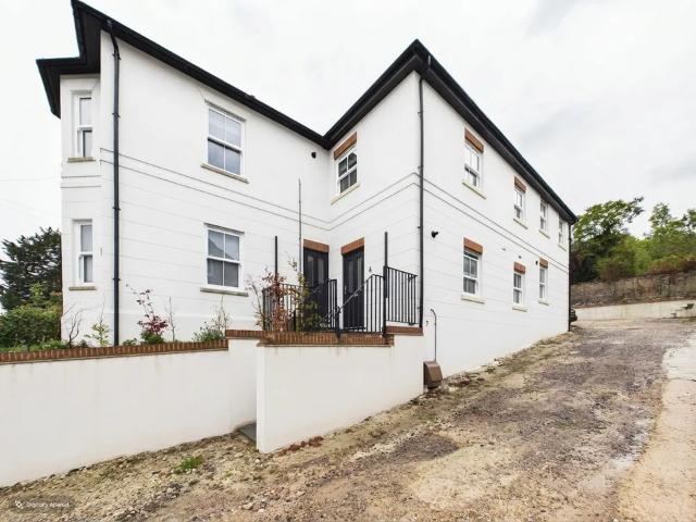 Apartment at West Wycombe Road, High Wycombe