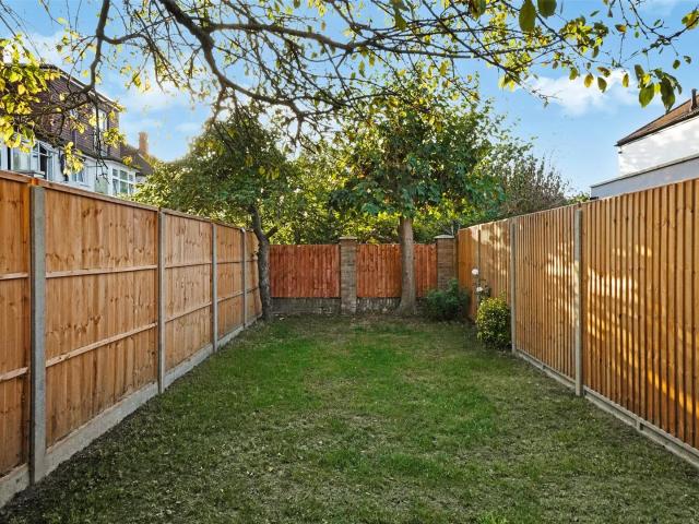 Apartment at West Court, Greater London