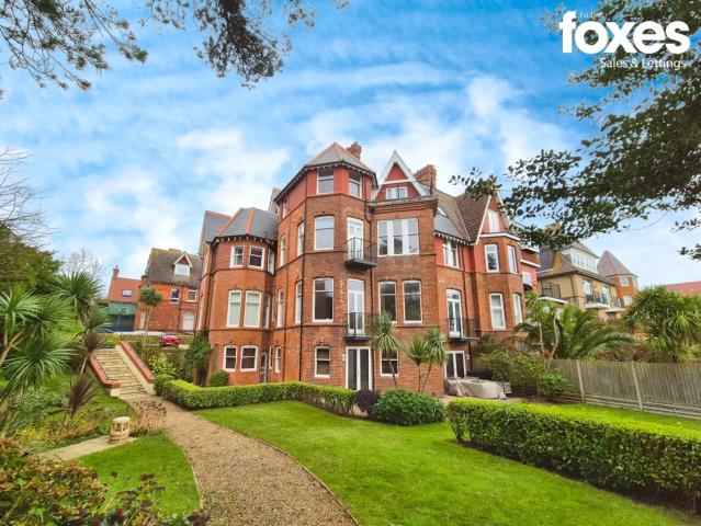 Apartment at West Cliff Gardens, Bournemouth