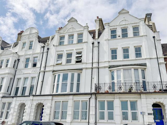 Apartment at West Parade, Rother
