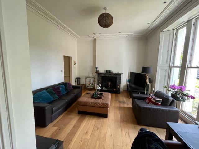 Apartment at West Road, Greater London