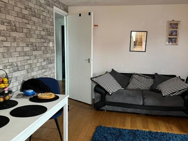 Apartment at Westmacott Drive, Greater London
