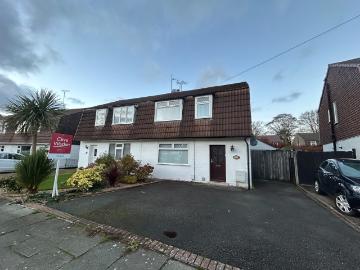 Apartment at Westminster Drive, Bromborough
