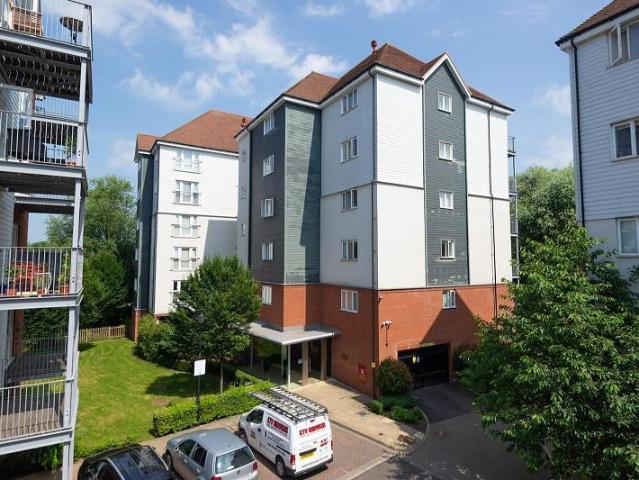 Apartment at Westwood Drive, Canterbury