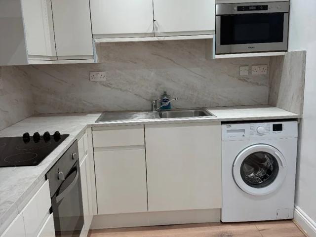 Apartment at Whymark Avenue, Greater London