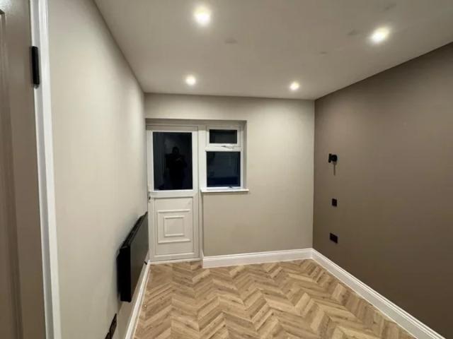 Apartment at Whyteleafe Roundabout, Tandridge