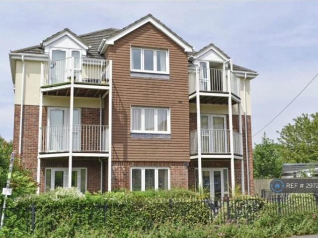 Apartment at Whitefield Road, New Forest