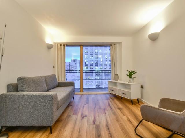 Apartment at Whitehall Riverside, Leeds
