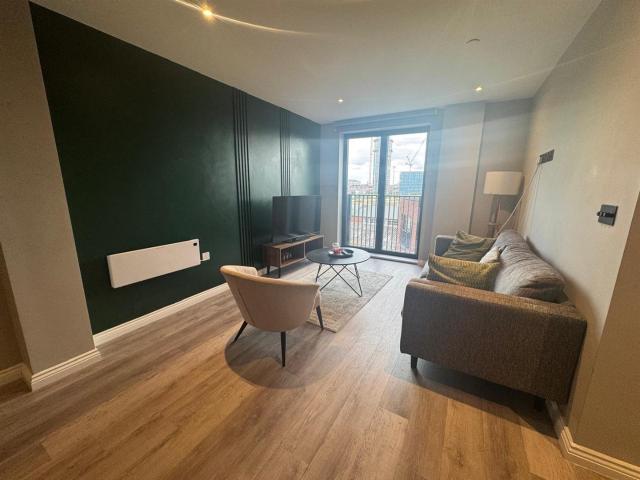 Apartment at Whitehall Road, Leeds