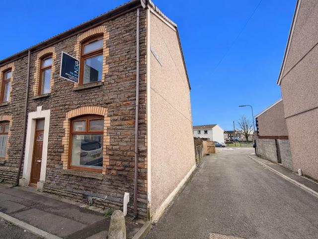 Apartment at Whittington Street, Neath