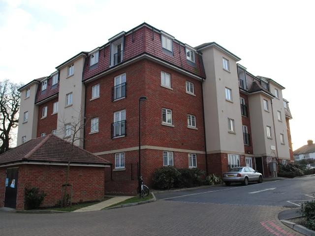 Apartment at Willows Avenue, Greater London