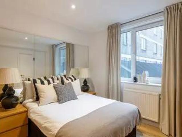 Apartment at Wilton Road, City of Westminster