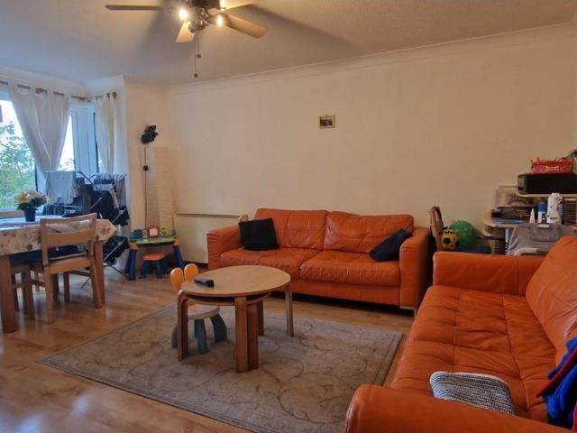 Apartment at Winchester Close, Greater London