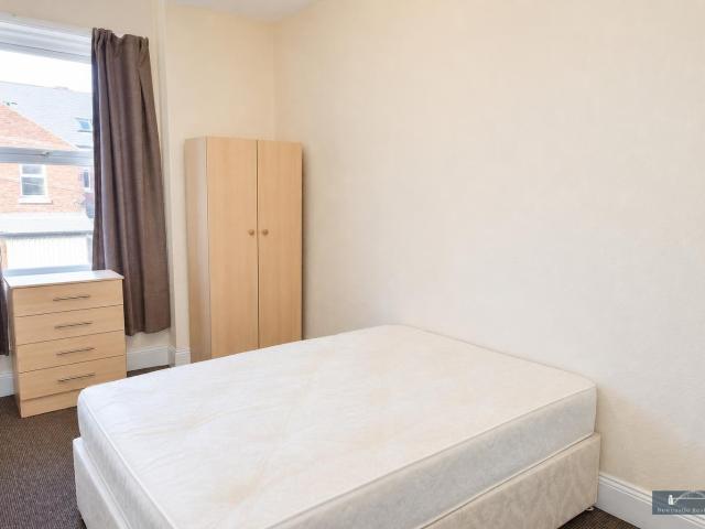 Apartment at Wingrove Gardens, Newcastle upon Tyne