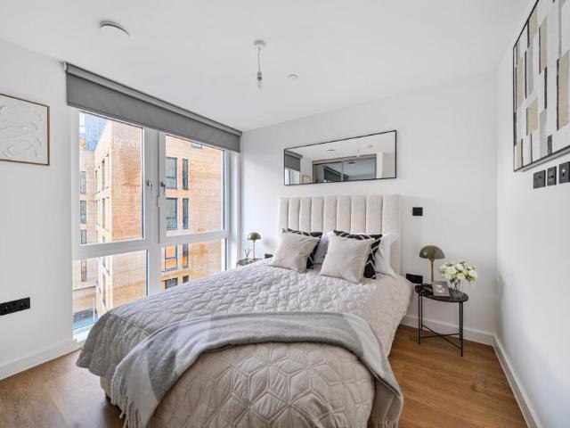 Apartment at Windsor Bridge Road, Bath