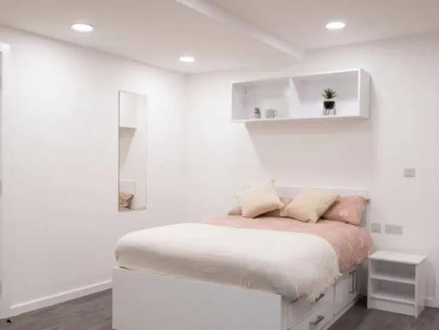 Apartment at Winnall Close, Winchester