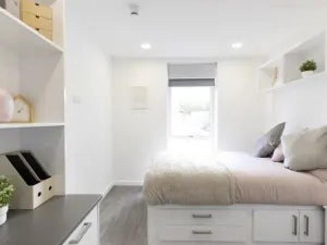 Apartment at Winnall Close, Winchester