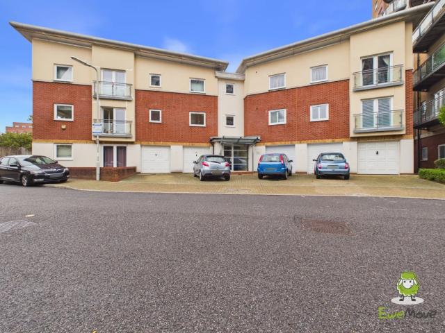 Apartment at Winterthur Way, Basingstoke and Deane