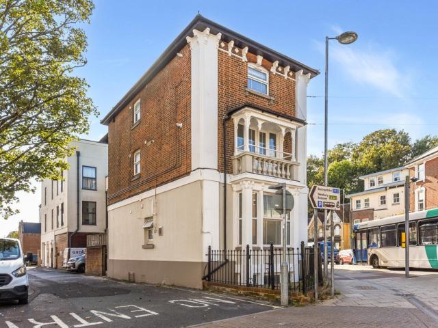 Apartment at Tower Street, Winchester