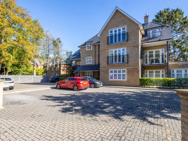 Apartment at Tower Road, Bristol