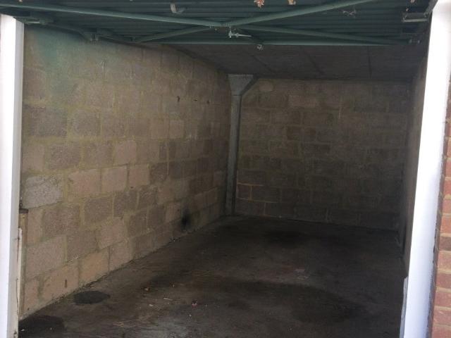 Apartment at Toll Bar Court, Greater London