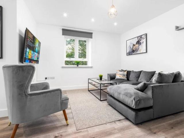 Apartment at Tollhouse Way, Sandwell