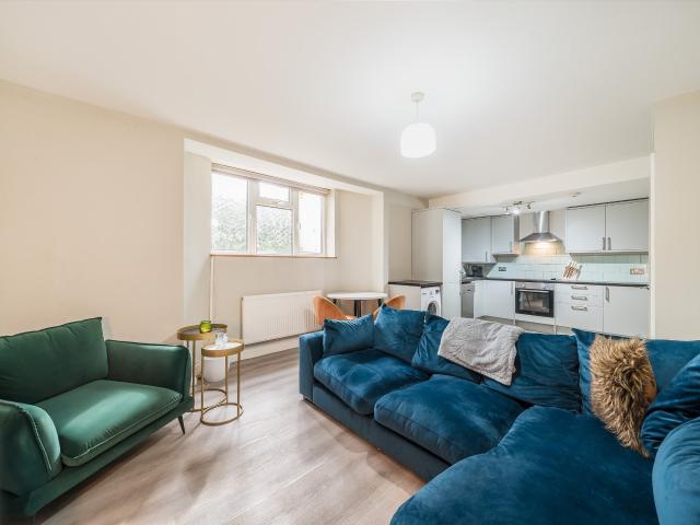 Apartment at Tooting Bec Gardens, Greater London