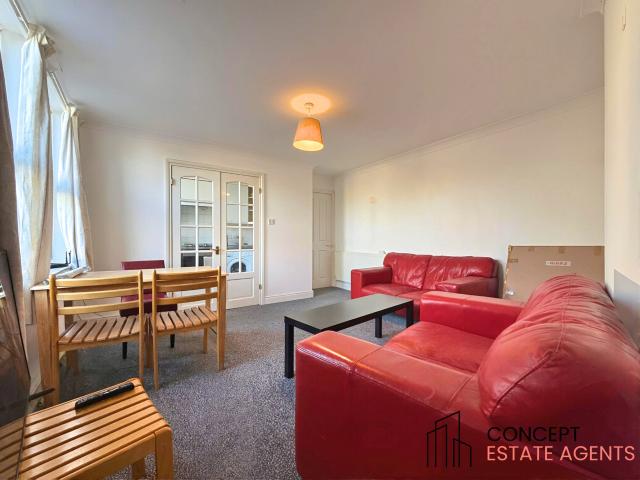 Apartment at Tooting Bec Road, Greater London