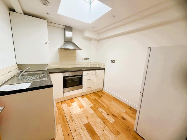 Apartment at Tooting High Street, Greater London