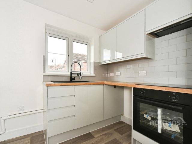 Apartment at Torun Way, Blunsdon St Andrew