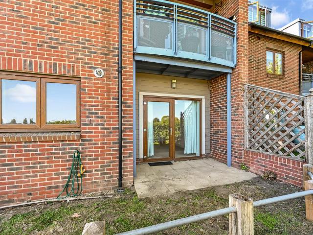Apartment at Taylor's Lane, Chichester