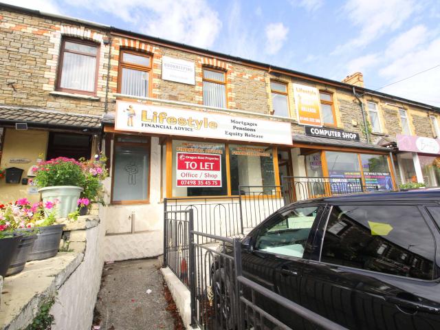 Apartment at Talbot Road, Pontyclun