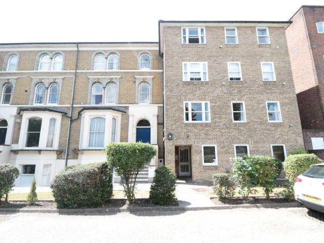 Apartment at The Avenue, Greater London
