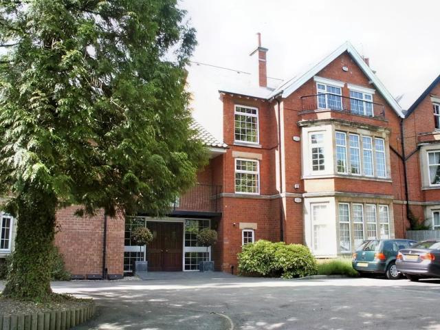 Apartment at The Avenue, Northampton