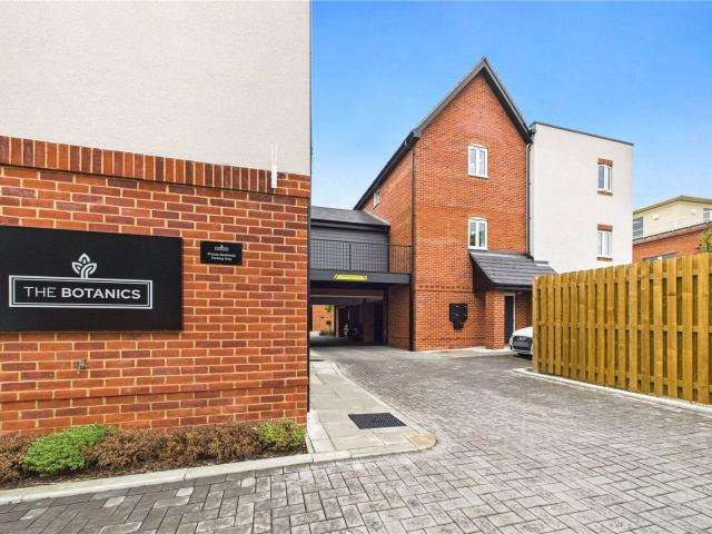 Apartment at The Botanics, Theale