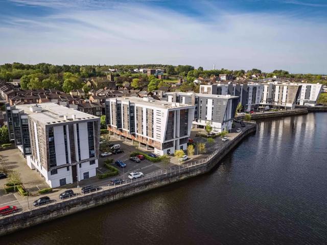 Apartment at The Decks, Runcorn
