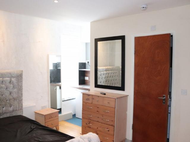 Apartment at The Drive, Greater London