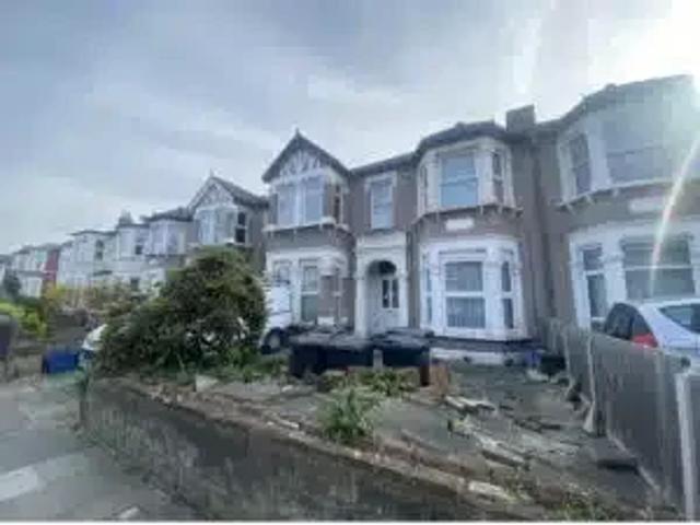 Apartment at The Drive, Greater London