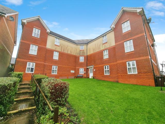 Apartment at The Links, Dukinfield