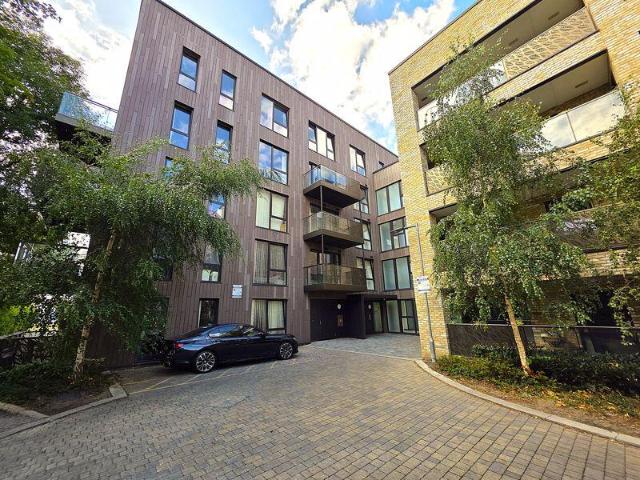 Apartment at The Pavilions Way, Greater London