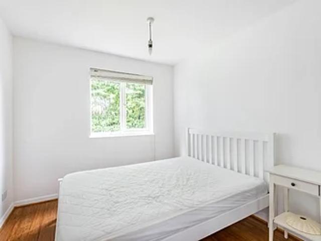 Apartment at The Pavilions Way, Greater London