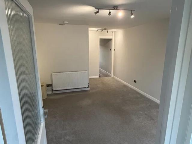 Apartment at The Pines, Horsham