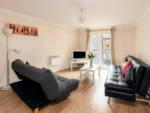 Apartment at The Plough Roundabout, Dacorum