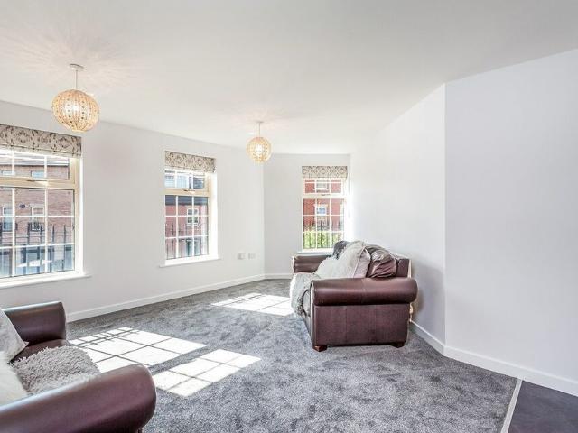 Apartment at The Point, Wakefield