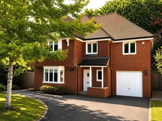 Apartment at The Rise, Sevenoaks