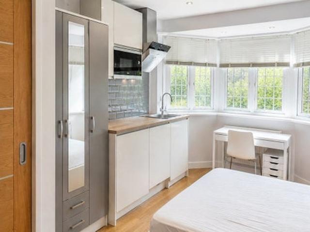 Apartment at The Spinney, Greater London