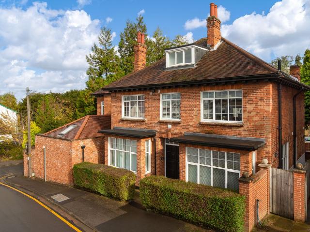 Apartment at The Warren, Royston