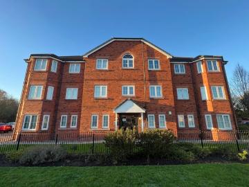 Apartment at Thorneycroft Drive, Warrington