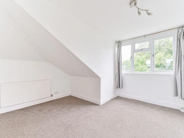 Apartment at Thornhill Road, Greater London