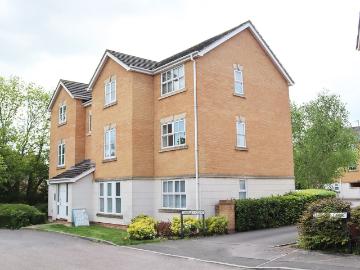 Apartment at Thorley Court, Blunsdon St Andrew